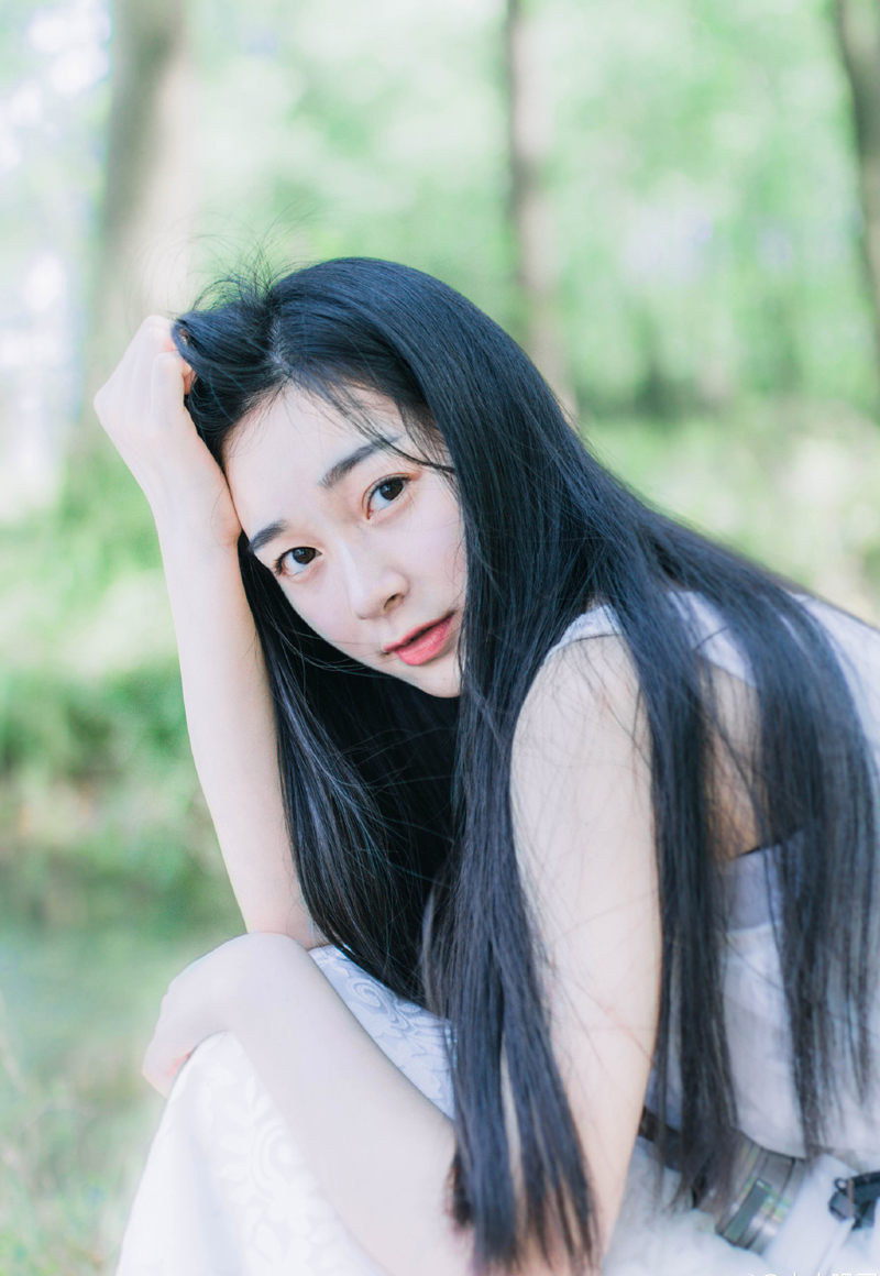 这场仗，刘备不想再打下去了，到现在，看起来似乎战果丰硕，但实际上，吕布的精锐除了最初参战之外，一直都没有再出现在战场之上，吕布和曹操家大业大，但他刘备就这点儿家底，跟他们耗不起。